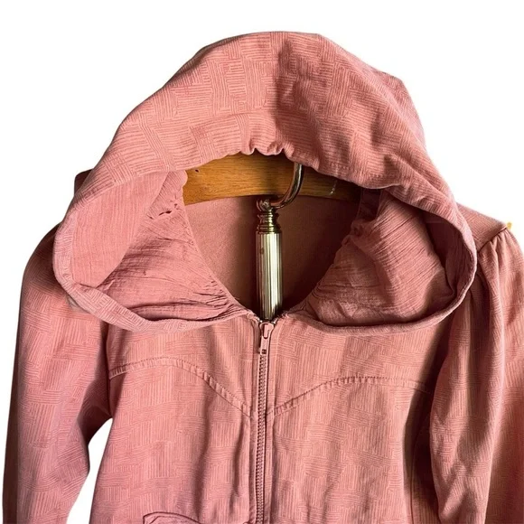 CMC Color Me Cotton Stylish Peach Jacket with Hood Crosshatch Design - Picture 3 of 13